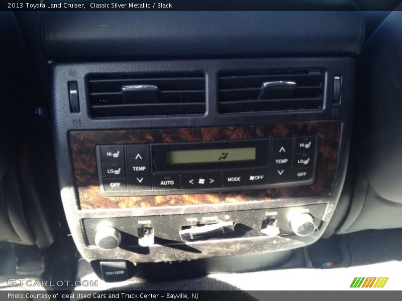 Classic Silver Metallic / Black 2013 Toyota Land Cruiser