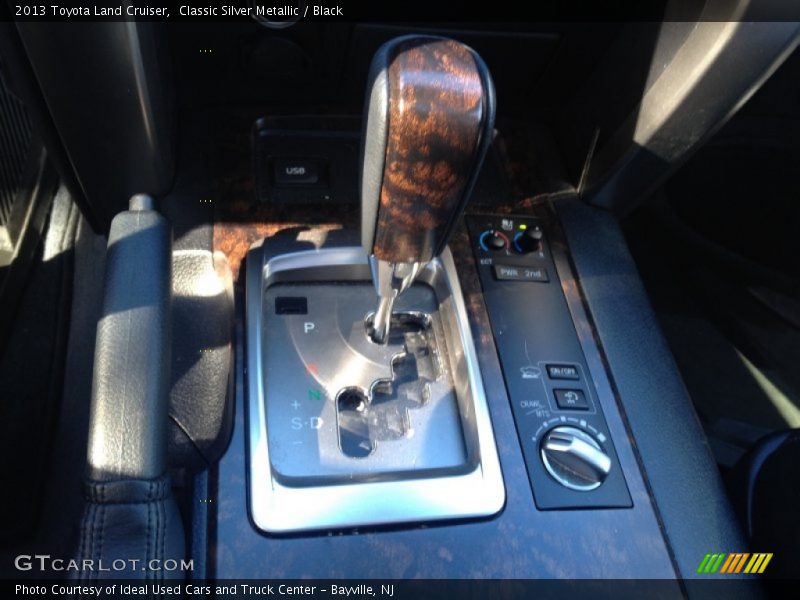 Classic Silver Metallic / Black 2013 Toyota Land Cruiser