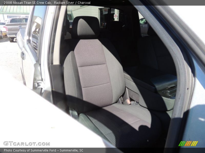 Radiant Silver / Charcoal 2008 Nissan Titan SE Crew Cab
