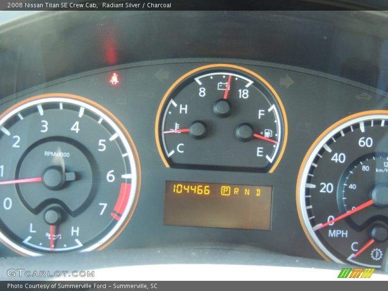 Radiant Silver / Charcoal 2008 Nissan Titan SE Crew Cab