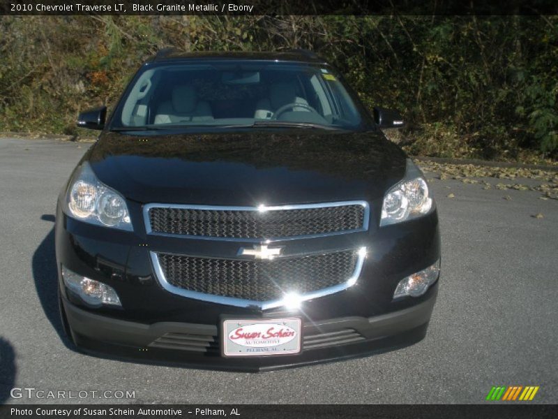 Black Granite Metallic / Ebony 2010 Chevrolet Traverse LT