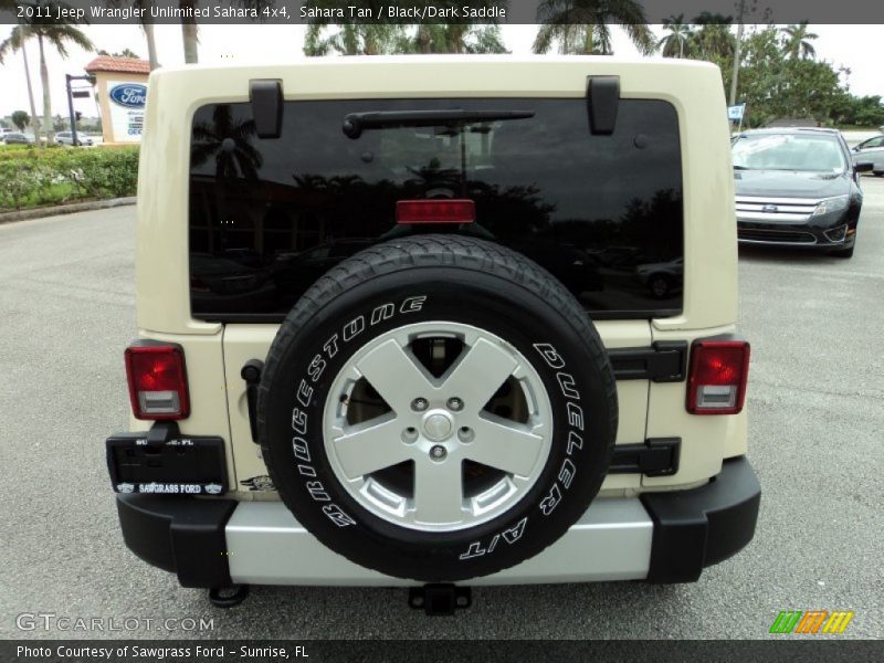 Sahara Tan / Black/Dark Saddle 2011 Jeep Wrangler Unlimited Sahara 4x4