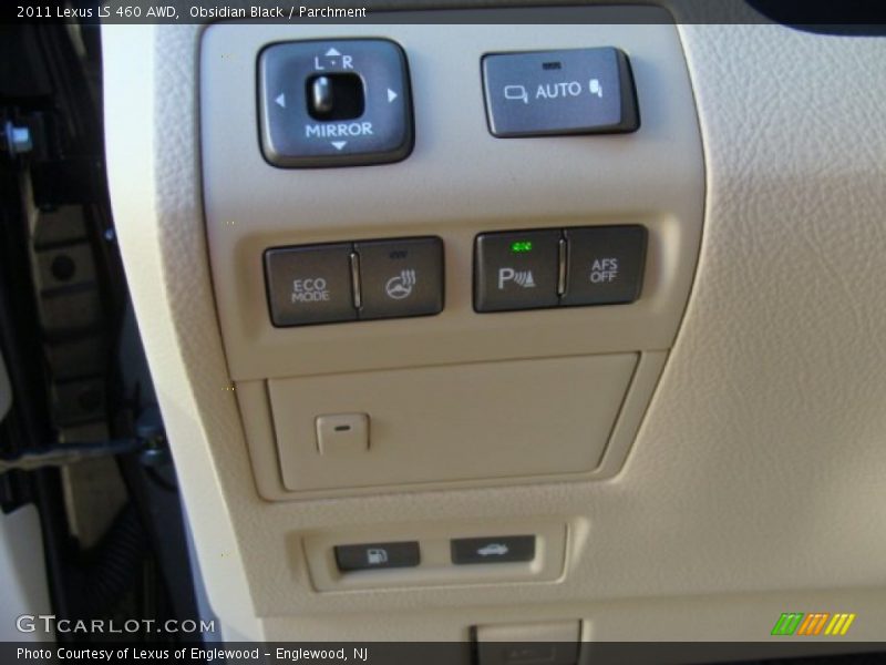 Obsidian Black / Parchment 2011 Lexus LS 460 AWD