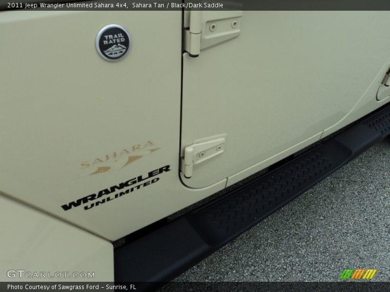 Sahara Tan / Black/Dark Saddle 2011 Jeep Wrangler Unlimited Sahara 4x4