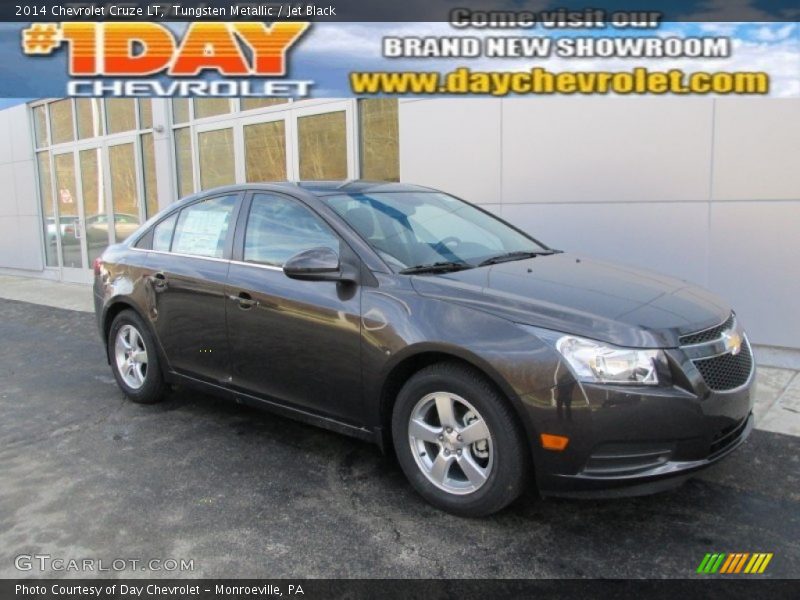 Tungsten Metallic / Jet Black 2014 Chevrolet Cruze LT