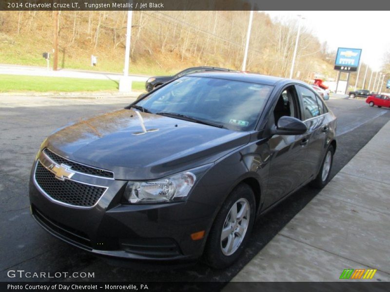 Tungsten Metallic / Jet Black 2014 Chevrolet Cruze LT