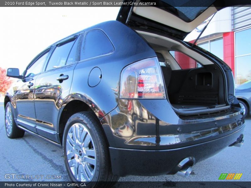 Tuxedo Black Metallic / Sport Black Leather/Grey Alcantara 2010 Ford Edge Sport