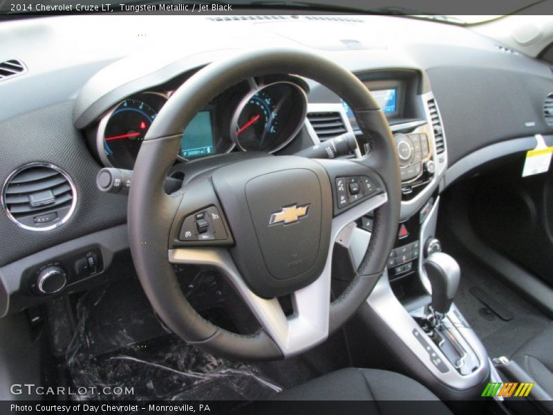 Tungsten Metallic / Jet Black 2014 Chevrolet Cruze LT