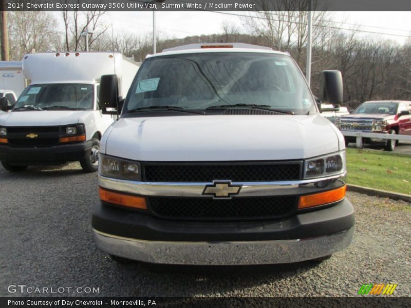 Summit White / Medium Pewter 2014 Chevrolet Express Cutaway 3500 Utility Van