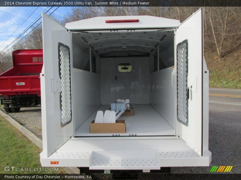 Summit White / Medium Pewter 2014 Chevrolet Express Cutaway 3500 Utility Van