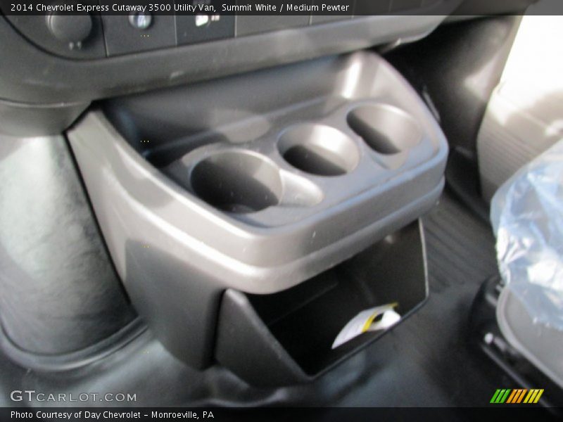 Summit White / Medium Pewter 2014 Chevrolet Express Cutaway 3500 Utility Van