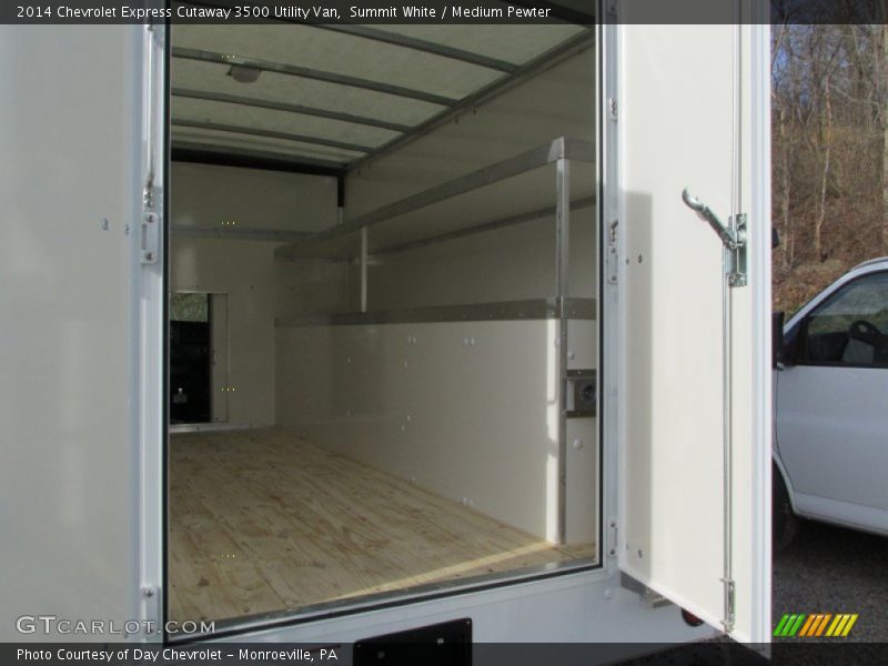 Summit White / Medium Pewter 2014 Chevrolet Express Cutaway 3500 Utility Van