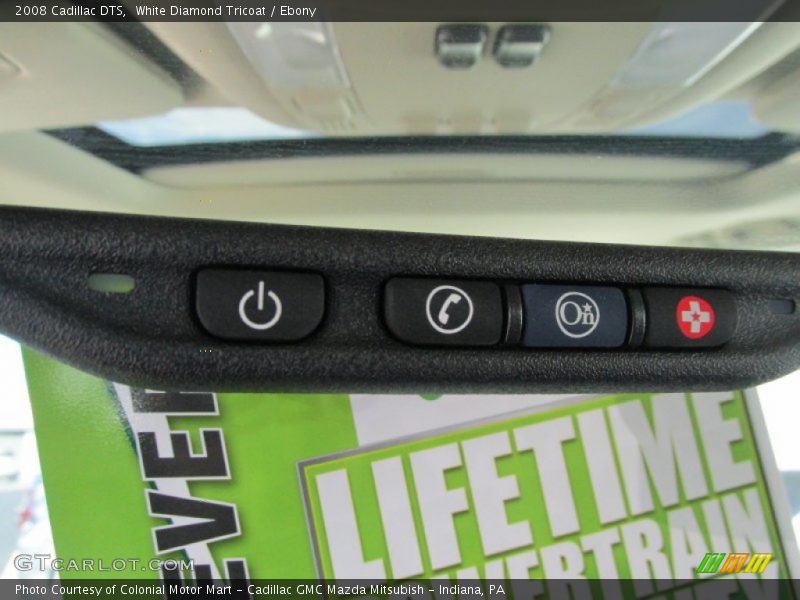 White Diamond Tricoat / Ebony 2008 Cadillac DTS