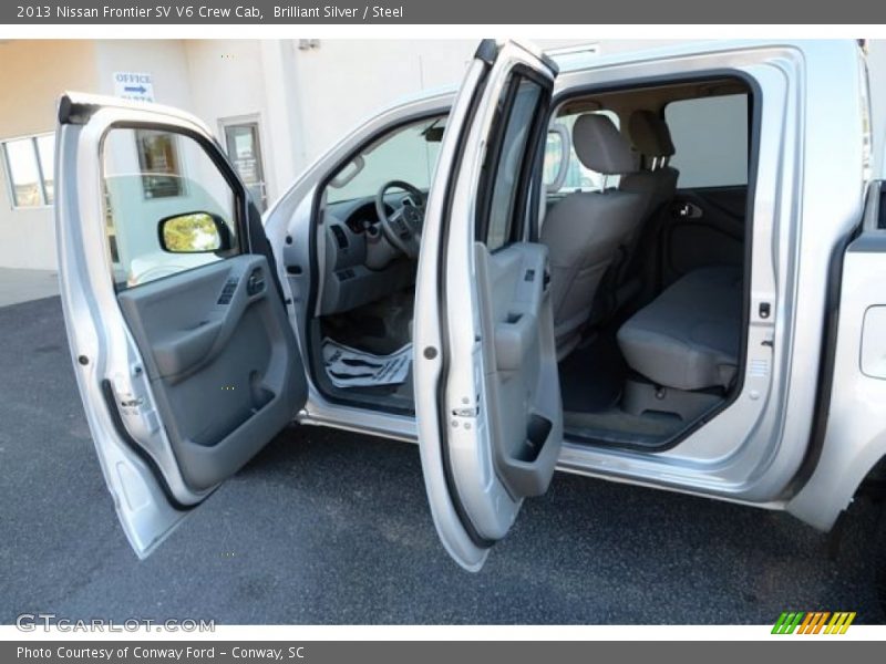 Brilliant Silver / Steel 2013 Nissan Frontier SV V6 Crew Cab