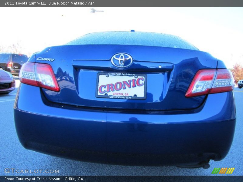 Blue Ribbon Metallic / Ash 2011 Toyota Camry LE