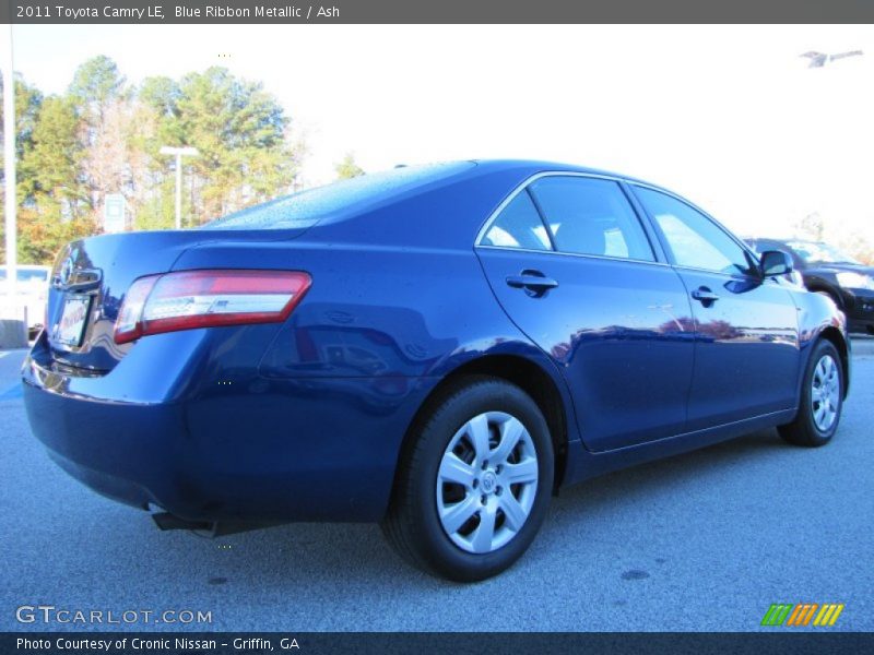 Blue Ribbon Metallic / Ash 2011 Toyota Camry LE