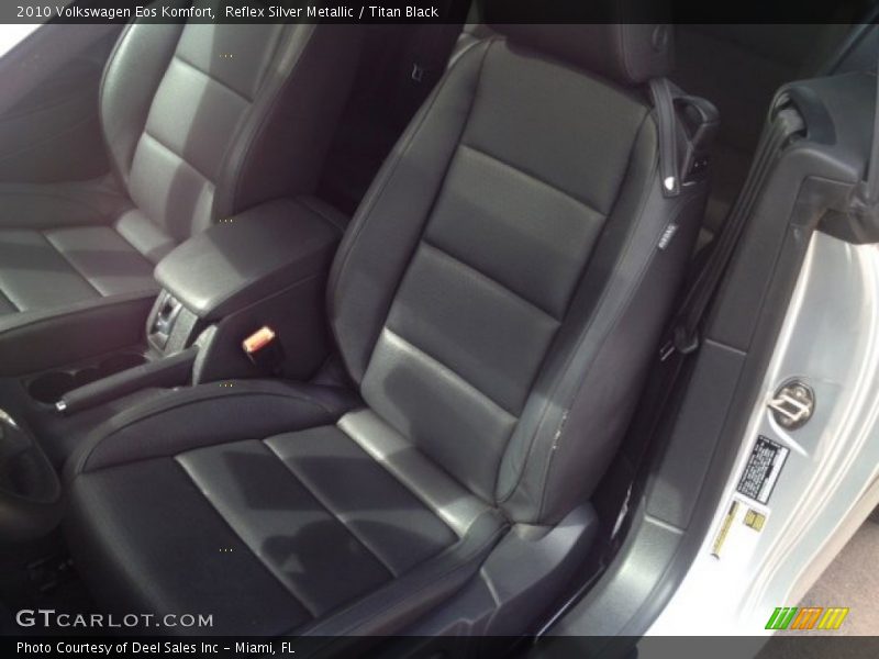 Reflex Silver Metallic / Titan Black 2010 Volkswagen Eos Komfort