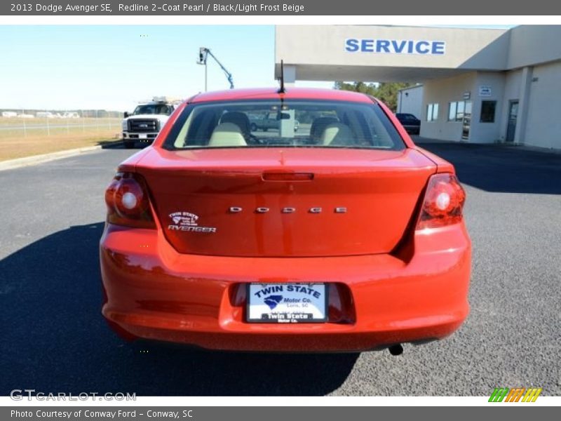 Redline 2-Coat Pearl / Black/Light Frost Beige 2013 Dodge Avenger SE