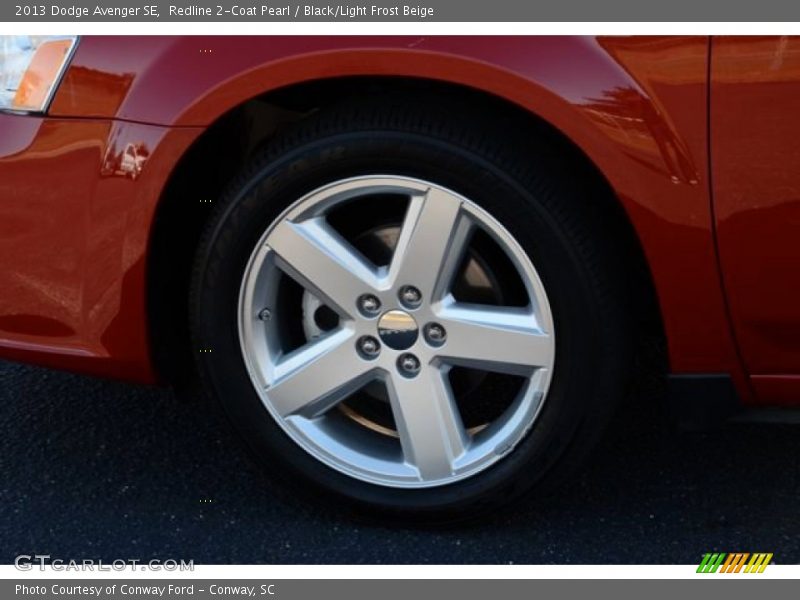 Redline 2-Coat Pearl / Black/Light Frost Beige 2013 Dodge Avenger SE
