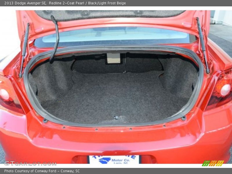 Redline 2-Coat Pearl / Black/Light Frost Beige 2013 Dodge Avenger SE