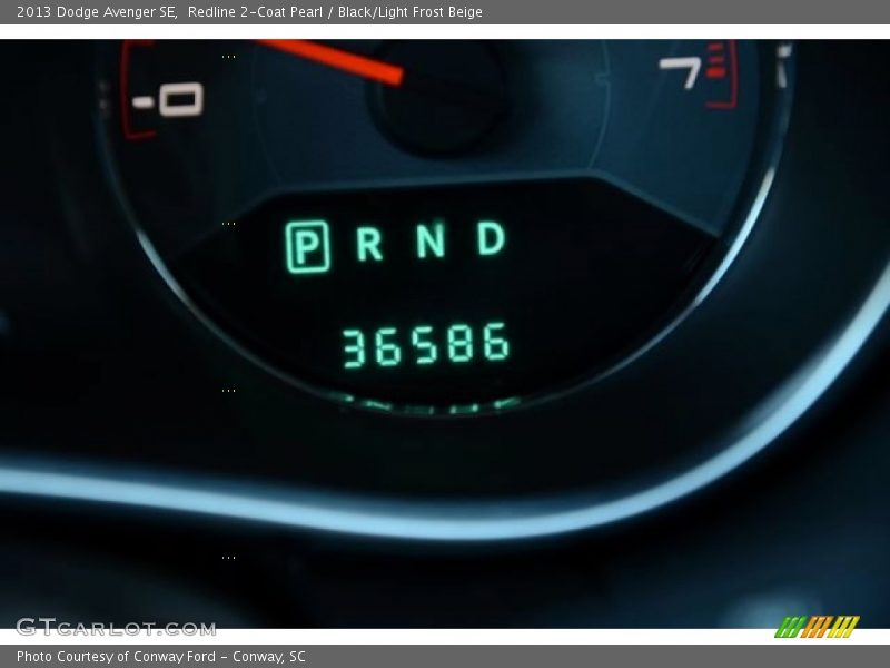 Redline 2-Coat Pearl / Black/Light Frost Beige 2013 Dodge Avenger SE