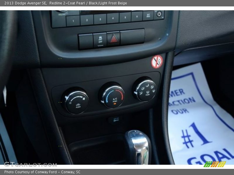 Redline 2-Coat Pearl / Black/Light Frost Beige 2013 Dodge Avenger SE