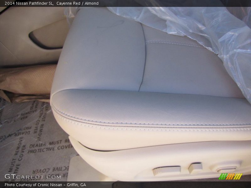 Cayenne Red / Almond 2014 Nissan Pathfinder SL