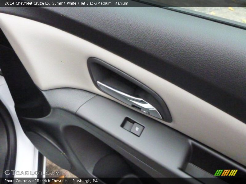 Summit White / Jet Black/Medium Titanium 2014 Chevrolet Cruze LS