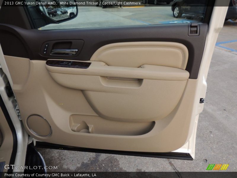 White Diamond Tricoat / Cocoa/Light Cashmere 2013 GMC Yukon Denali AWD