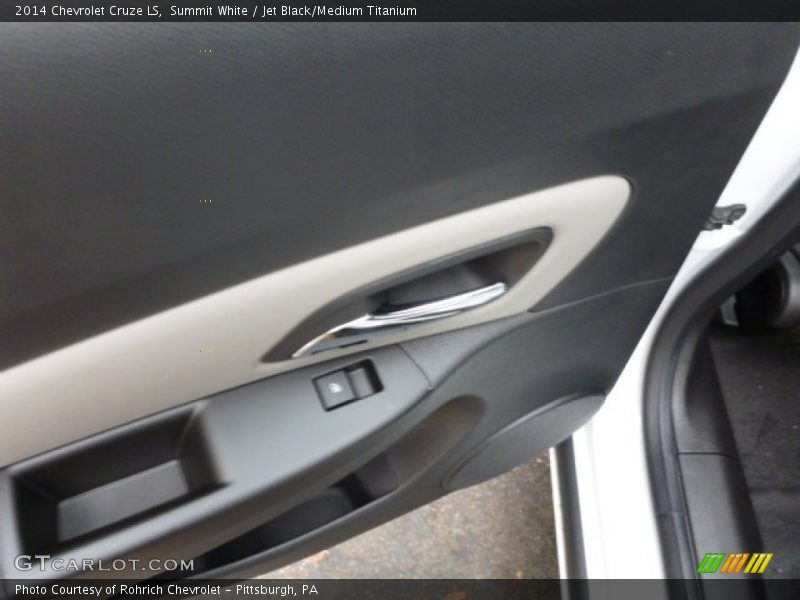 Summit White / Jet Black/Medium Titanium 2014 Chevrolet Cruze LS