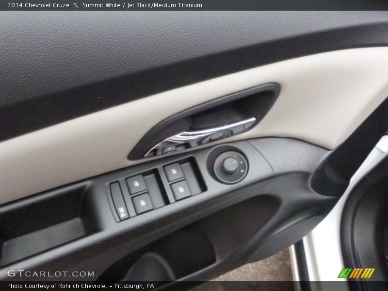Summit White / Jet Black/Medium Titanium 2014 Chevrolet Cruze LS