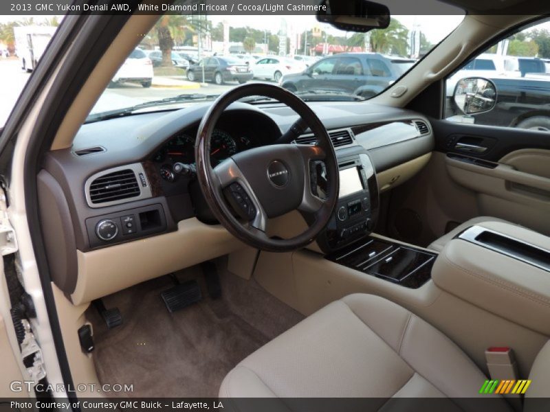White Diamond Tricoat / Cocoa/Light Cashmere 2013 GMC Yukon Denali AWD