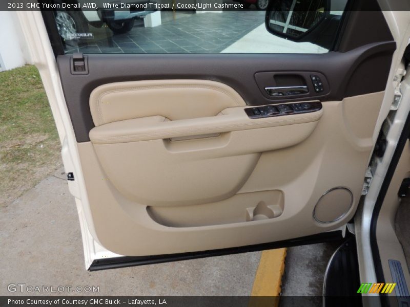 White Diamond Tricoat / Cocoa/Light Cashmere 2013 GMC Yukon Denali AWD