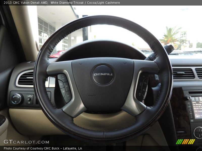 White Diamond Tricoat / Cocoa/Light Cashmere 2013 GMC Yukon Denali AWD