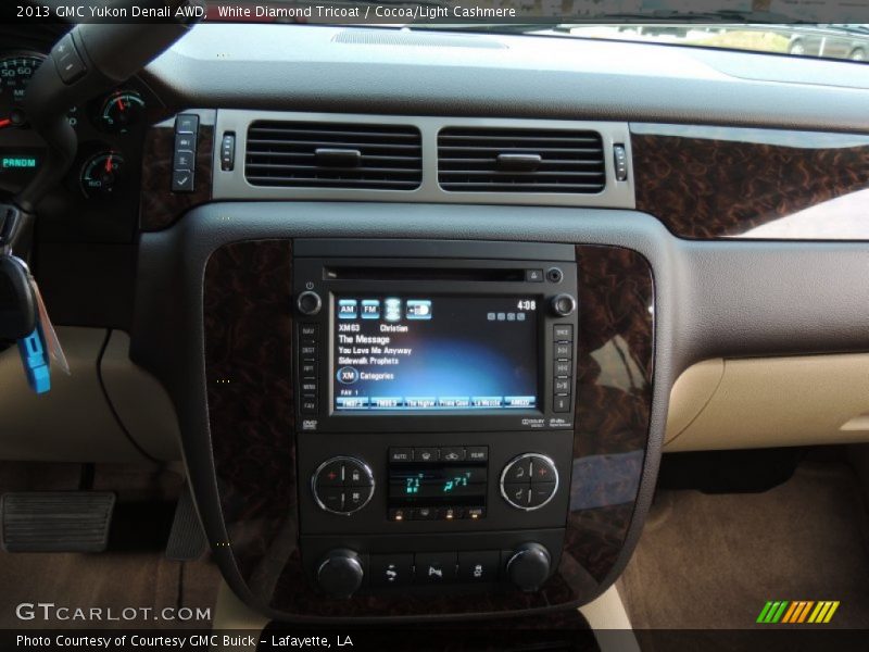 White Diamond Tricoat / Cocoa/Light Cashmere 2013 GMC Yukon Denali AWD