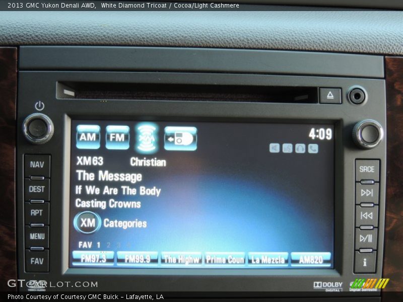 White Diamond Tricoat / Cocoa/Light Cashmere 2013 GMC Yukon Denali AWD