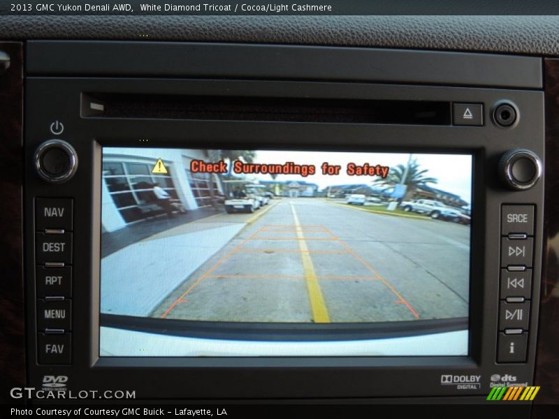 White Diamond Tricoat / Cocoa/Light Cashmere 2013 GMC Yukon Denali AWD