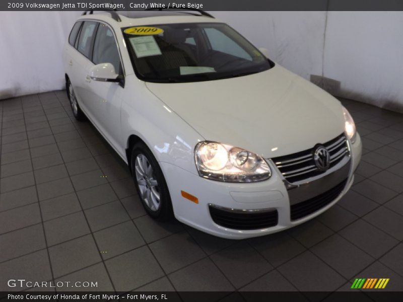 Candy White / Pure Beige 2009 Volkswagen Jetta TDI SportWagen