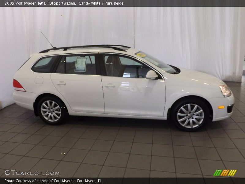 Candy White / Pure Beige 2009 Volkswagen Jetta TDI SportWagen