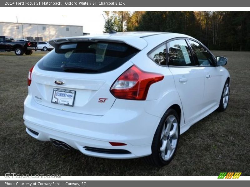 Oxford White / ST Charcoal Black 2014 Ford Focus ST Hatchback