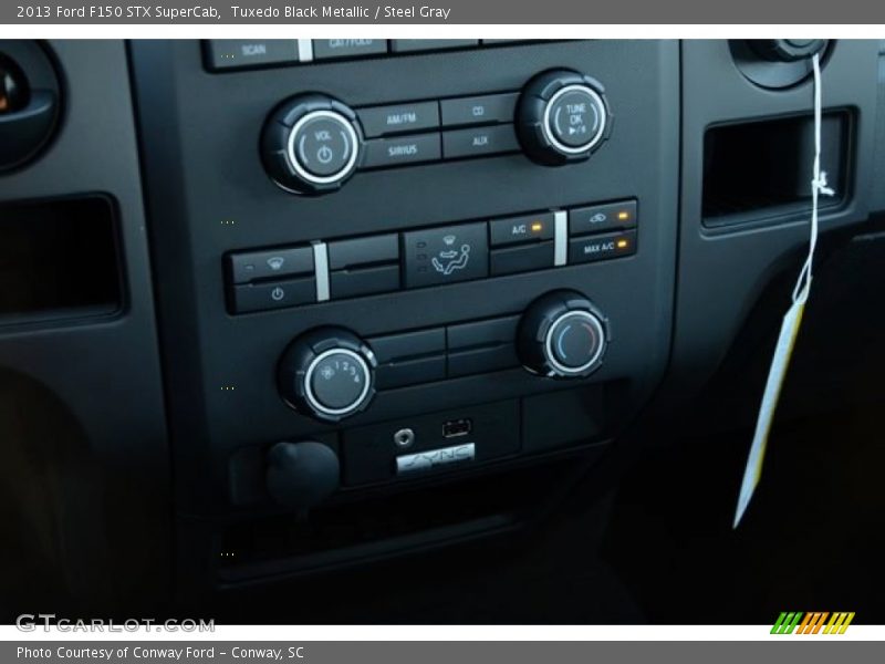 Tuxedo Black Metallic / Steel Gray 2013 Ford F150 STX SuperCab