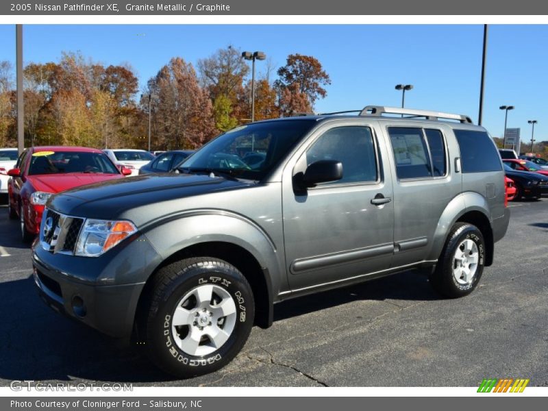 Granite Metallic / Graphite 2005 Nissan Pathfinder XE