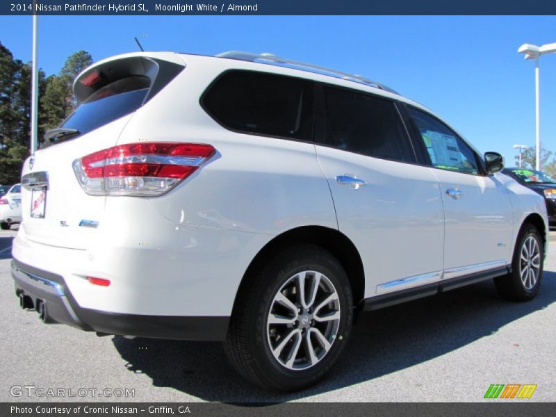 Moonlight White / Almond 2014 Nissan Pathfinder Hybrid SL