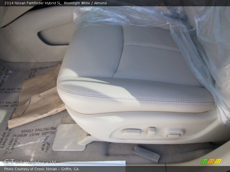 Moonlight White / Almond 2014 Nissan Pathfinder Hybrid SL