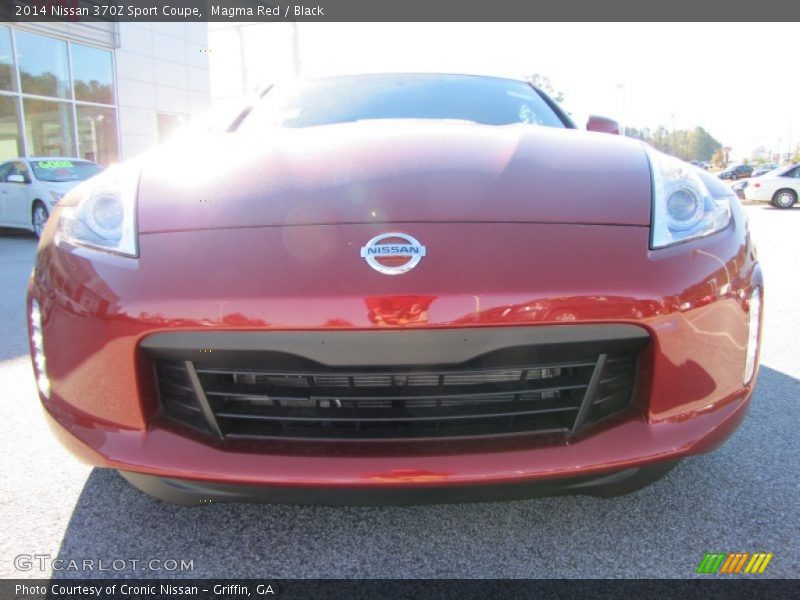 Magma Red / Black 2014 Nissan 370Z Sport Coupe