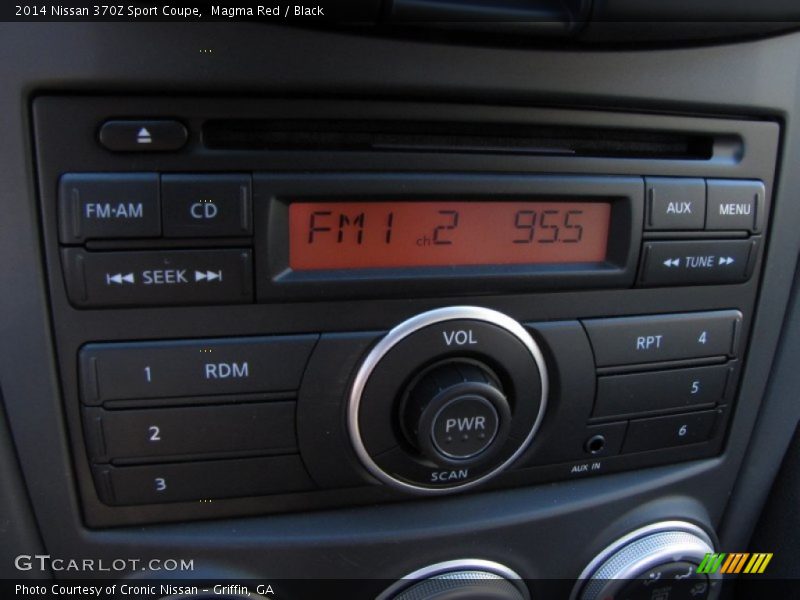 Audio System of 2014 370Z Sport Coupe