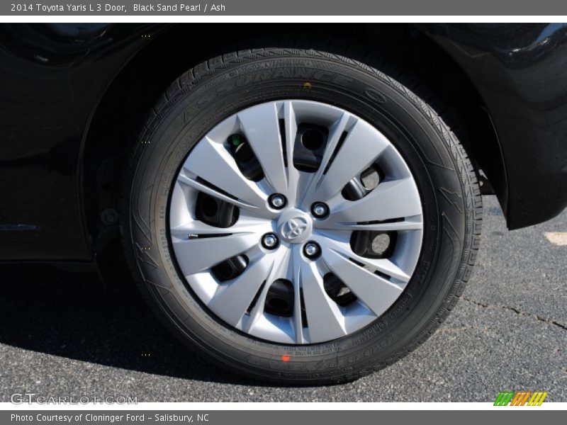  2014 Yaris L 3 Door Wheel