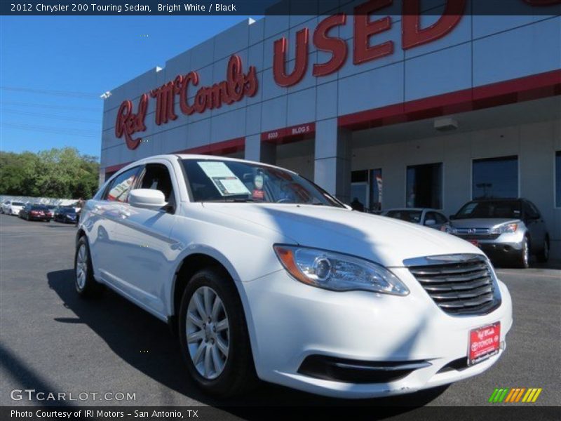 Bright White / Black 2012 Chrysler 200 Touring Sedan