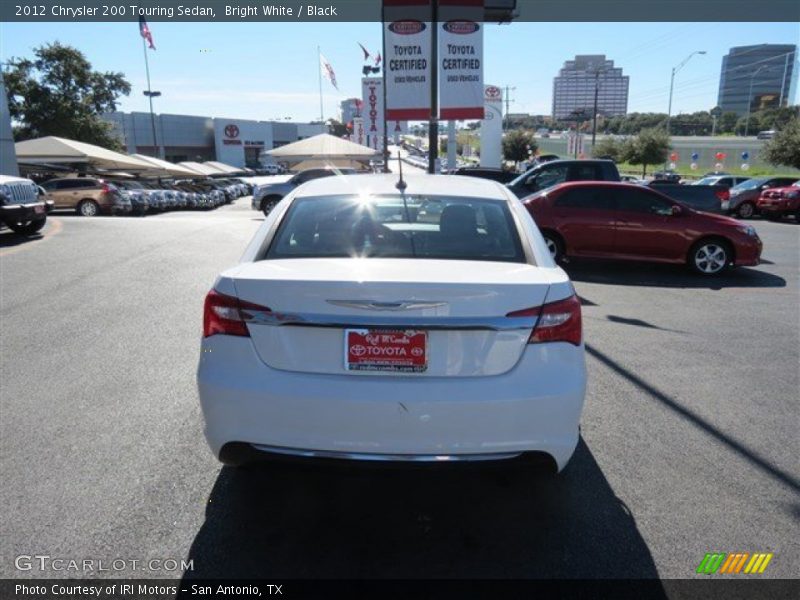 Bright White / Black 2012 Chrysler 200 Touring Sedan