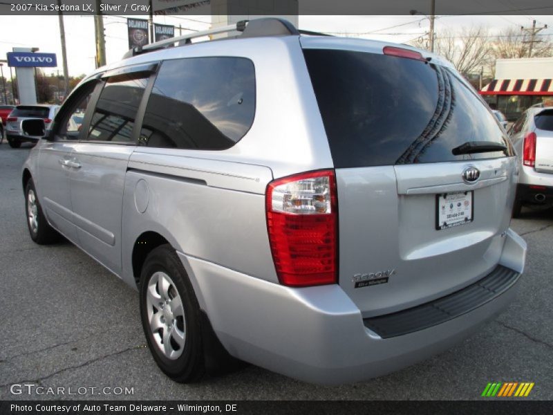 Silver / Gray 2007 Kia Sedona LX